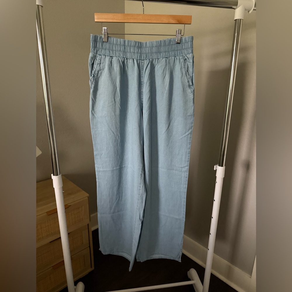 Calvin Klein Women's Light Blue Wide Leg Pants‎ Size M